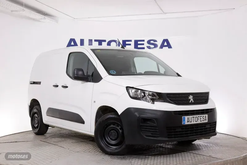 peugeot partner 2022 / 56.700km. foto grande (3)