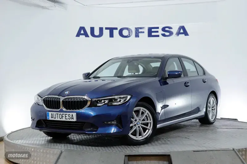 Foto bmw serie 3 2021 / 76.100km.