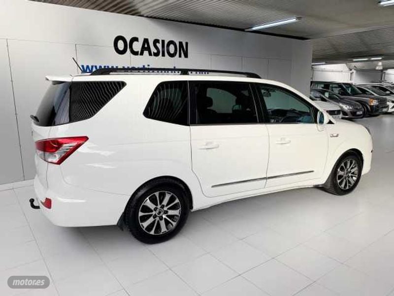 ssangyong rodius 2016 / 1.000km. foto grande (3)
