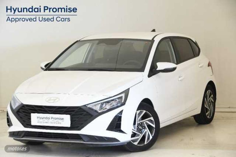 Hyundai i20 1.2 MPI Klass de 2024 con 17.391 Km por 18.200 EUR. en Barcelona
