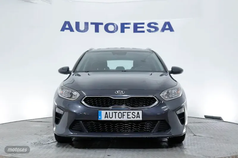 kia ceed 2019 / 67.100km. foto grande (2)