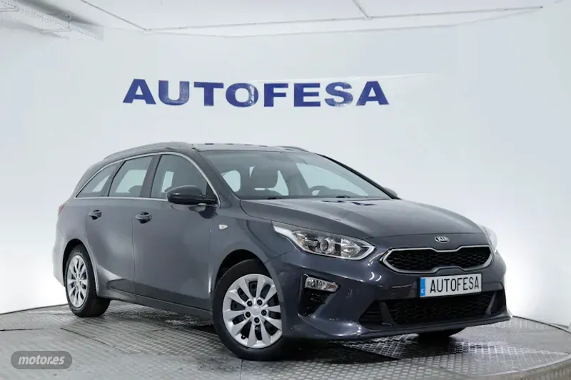 kia ceed 2019 / 67.100km. foto grande (3)