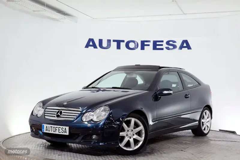 Foto mercedes clase c 2006 / 247.500km.