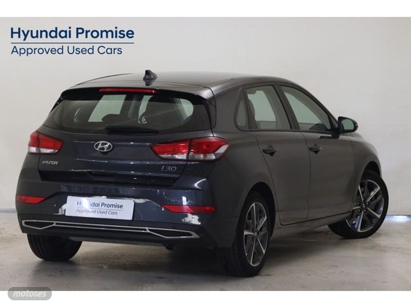 hyundai i30 2022 / 14.553km. foto grande (3)