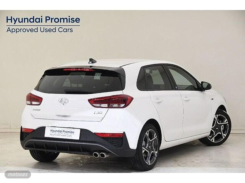 hyundai i30 2024 / 26.078km. foto grande (3)