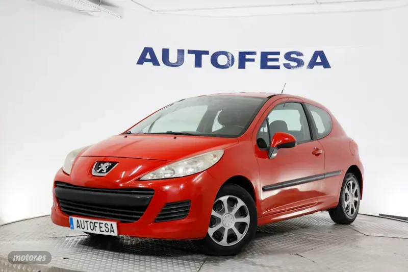 Foto peugeot 207 2010 / 311.300km.
