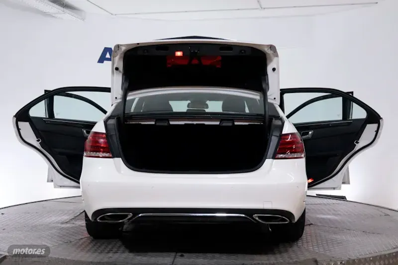 Mercedes Clase E - foto 9