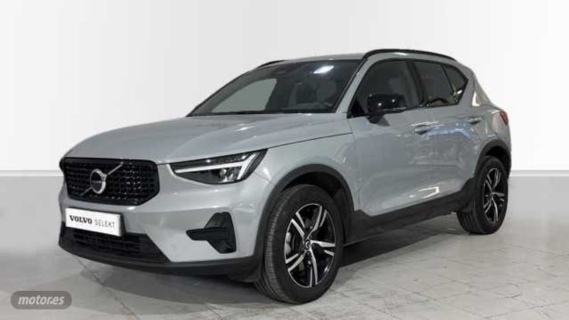 Volvo XC40 XC40 Plus, B4 Mild Hybrid, Gasolina, Dark de 2024 con 19.493 Km por 40.200 EUR. en Alicante