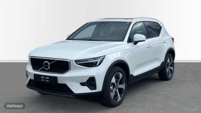 Volvo XC40 2.0 B3 CORE AUTO 5P de 2025 con 1 Km por 42.900 EUR. en Vizcaya