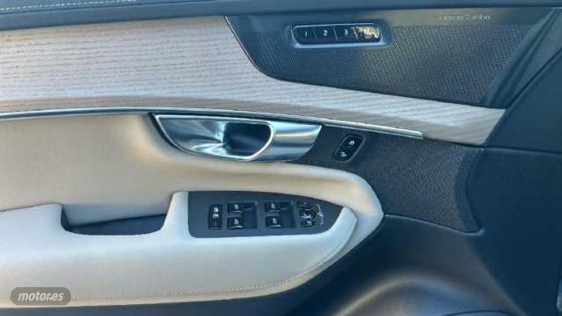 Volvo XC 90 - foto 18