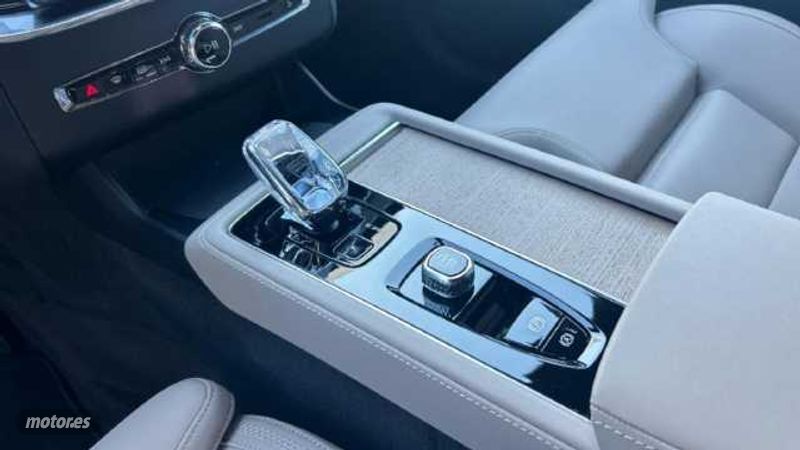 Volvo XC 90 - foto 24