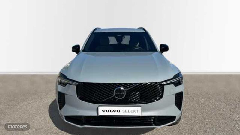 Volvo XC 90 - foto 8