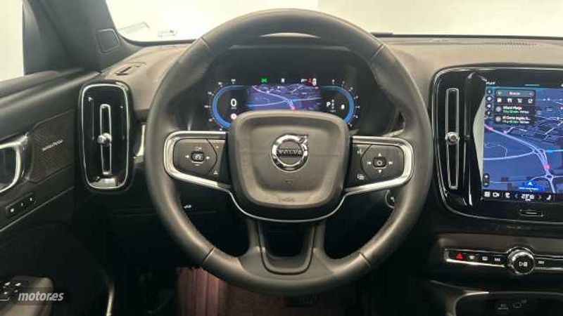 Volvo XC40 - foto 11