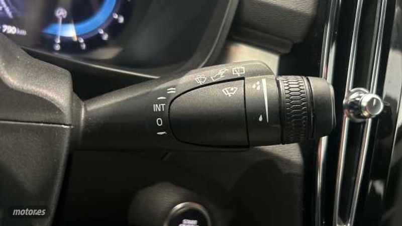 Volvo XC40 - foto 24