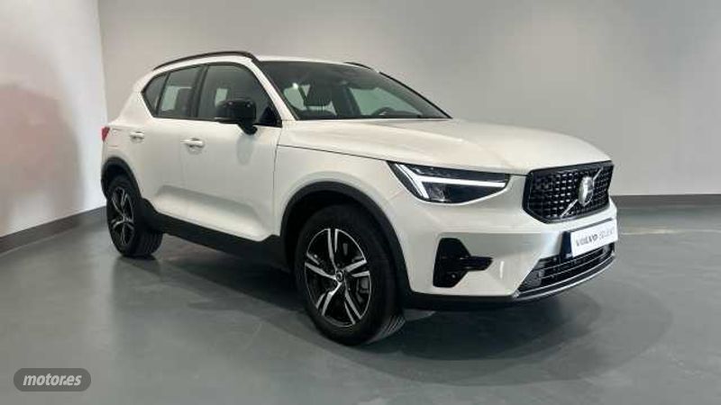 Volvo XC40 - foto 34