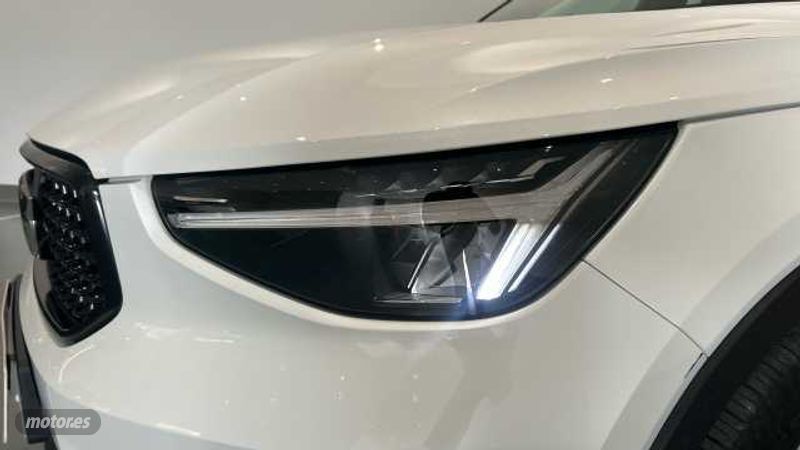 Volvo XC40 - foto 35