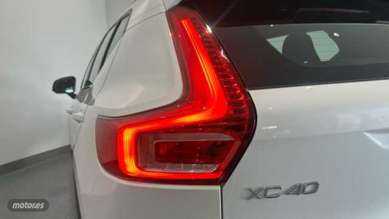 Volvo XC40 - foto 41