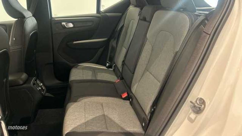 Volvo XC40 - foto 7