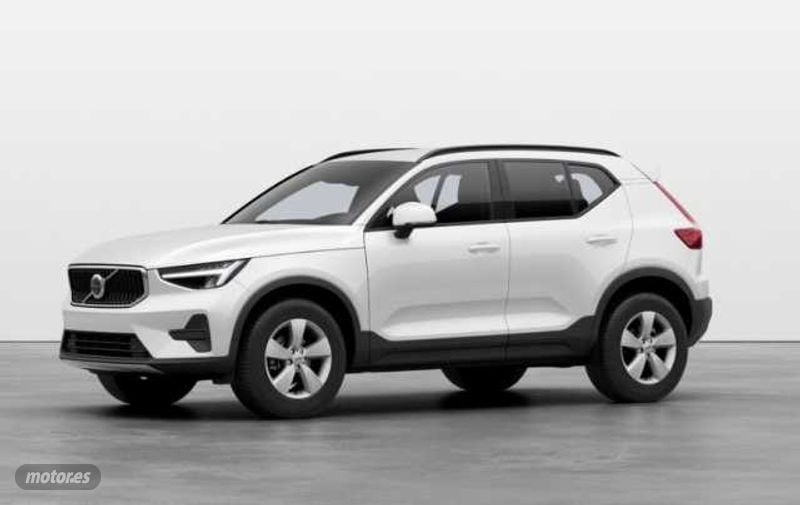 Volvo XC40 XC40 Essential, B3 Mild hybrid, Gasolina de 2025 con 250 Km por 34.990 EUR. en Sevilla