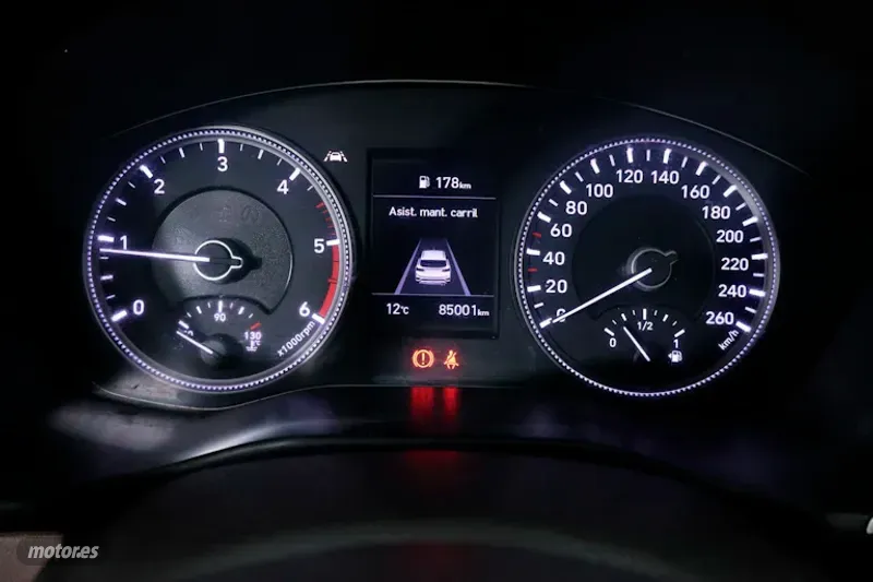 Hyundai Santa Fe - foto 16