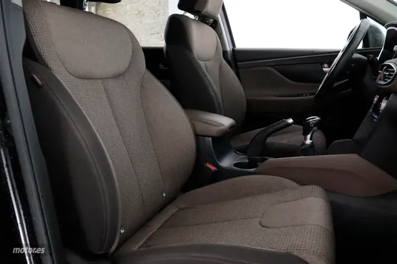 Hyundai Santa Fe - foto 17