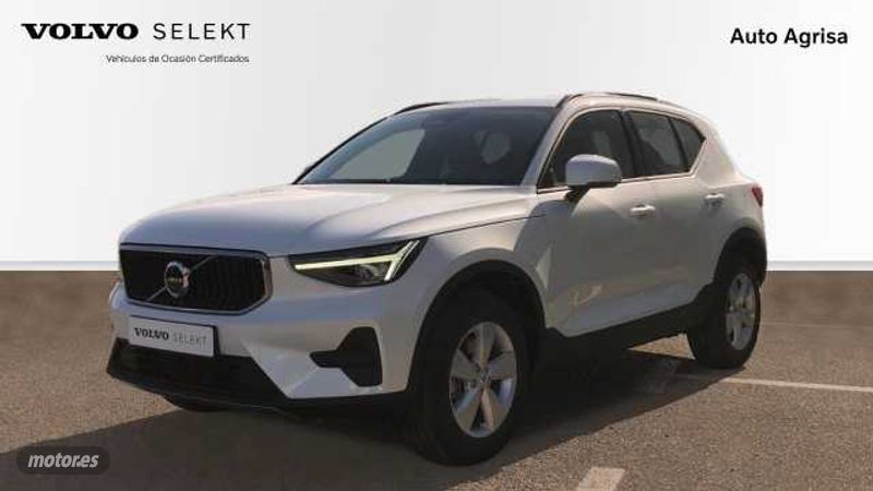 Volvo XC40 2.0 B3 ESSENTIAL AUTO 163 5P de 2025 con 1 Km por 36.300 EUR. en La Rioja