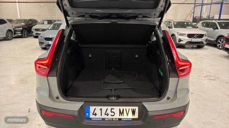 Volvo XC40 - foto 13
