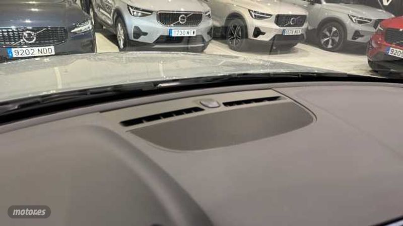 Volvo XC40 - foto 23