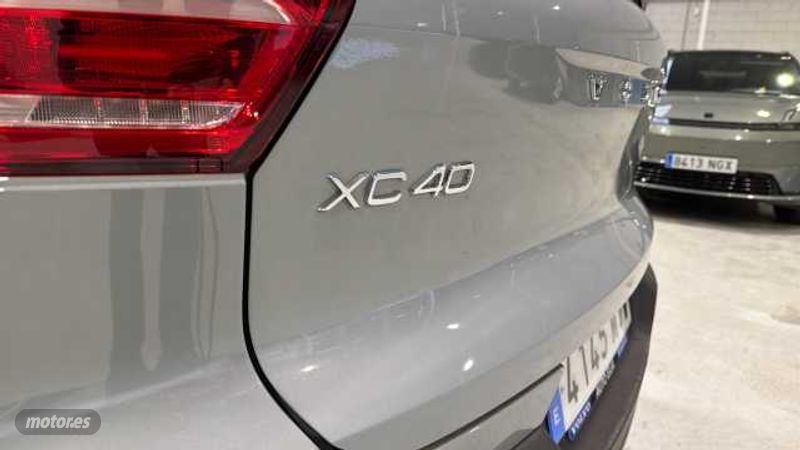 Volvo XC40 - foto 39