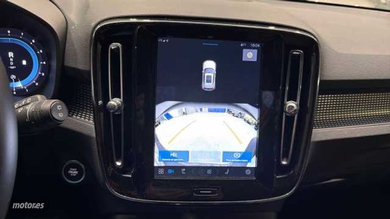 Volvo XC40 - foto 17