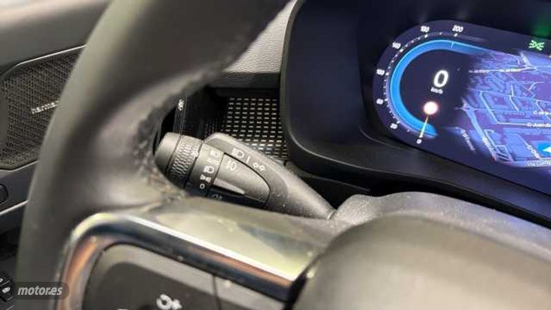 Volvo XC40 - foto 18