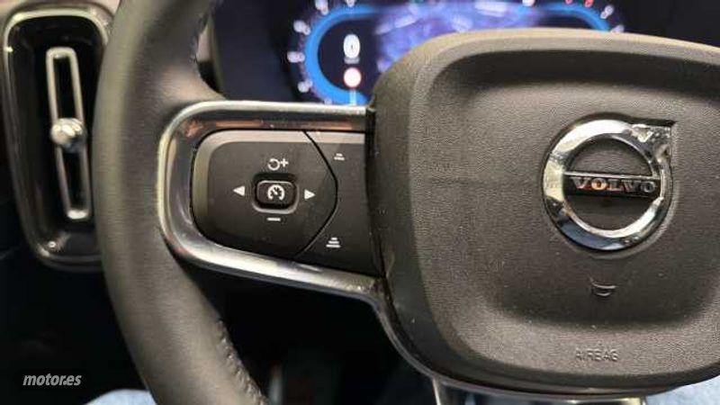 Volvo XC40 - foto 19