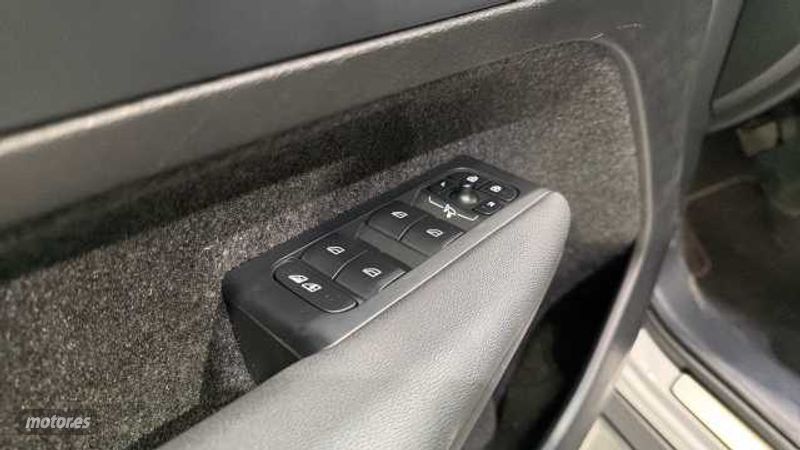 Volvo XC40 - foto 22