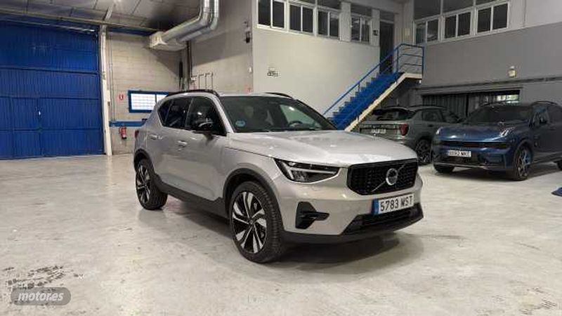 Volvo XC40 - foto 32