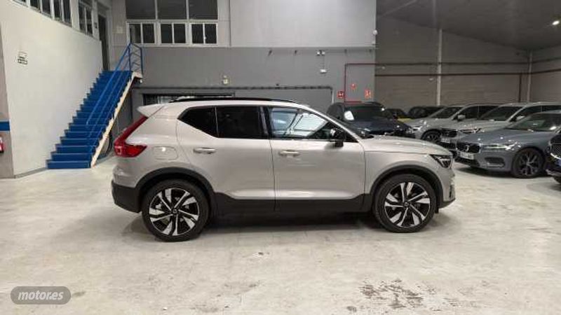 Volvo XC40 - foto 33
