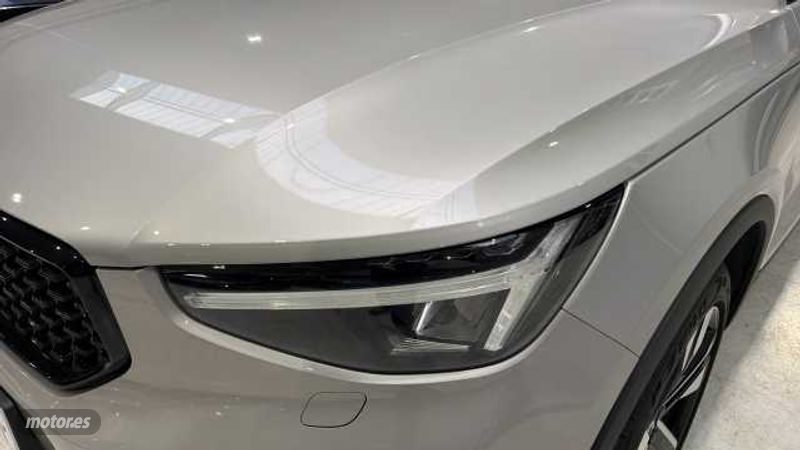 Volvo XC40 - foto 35