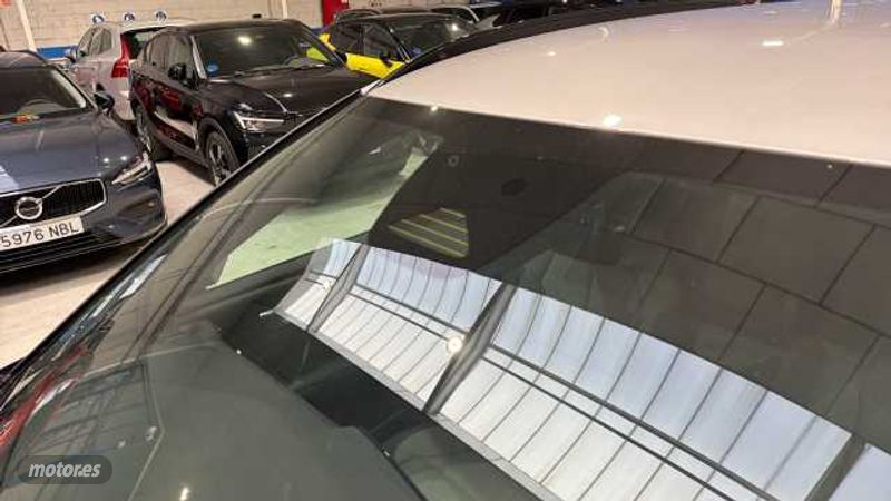 Volvo XC40 - foto 38