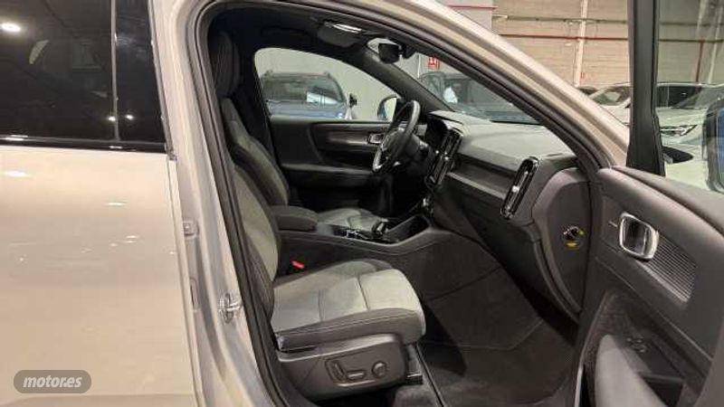 Volvo XC40 - foto 48