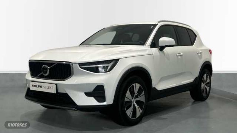 Volvo XC40 2.0 B3 MHEV CORE DCT 163 5P de 2025 con 50 Km por 37.900 EUR. en Lleida