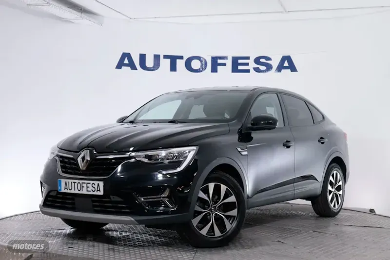 Renault Arkana 1.3 TCE EVOLUTION HYBRID MHEV AUTO 140CV 5P # NAVY,FAROS LED de 2023 con 52.941 Km po...