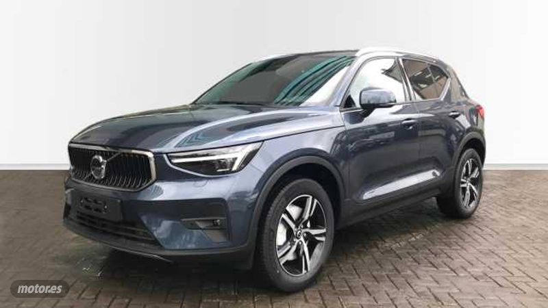 Volvo XC40 2.0 B3 CORE AUTO 5P de 2025 con 1 Km por 42.100 EUR. en Vizcaya