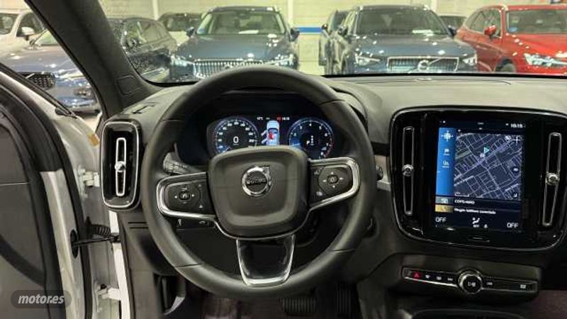 Volvo XC40 - foto 10