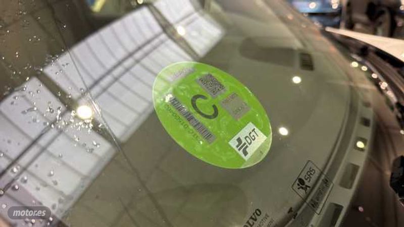 Volvo XC40 - foto 14