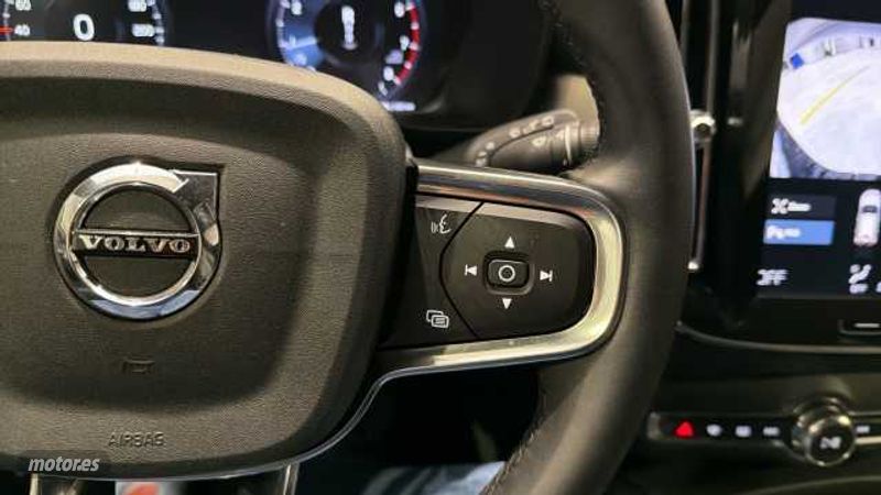 Volvo XC40 - foto 20