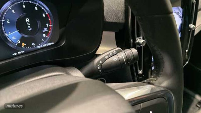 Volvo XC40 - foto 21