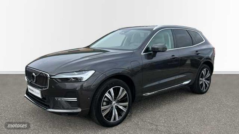 Volvo XC 60 XC60 Plus, T6 AWD Hibrido enchufable, Electrico/Gasolina, Bright de 2025 con 14.295 Km p...