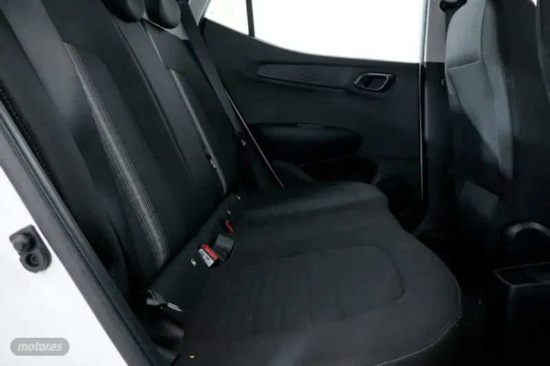 Hyundai i10 - foto 19