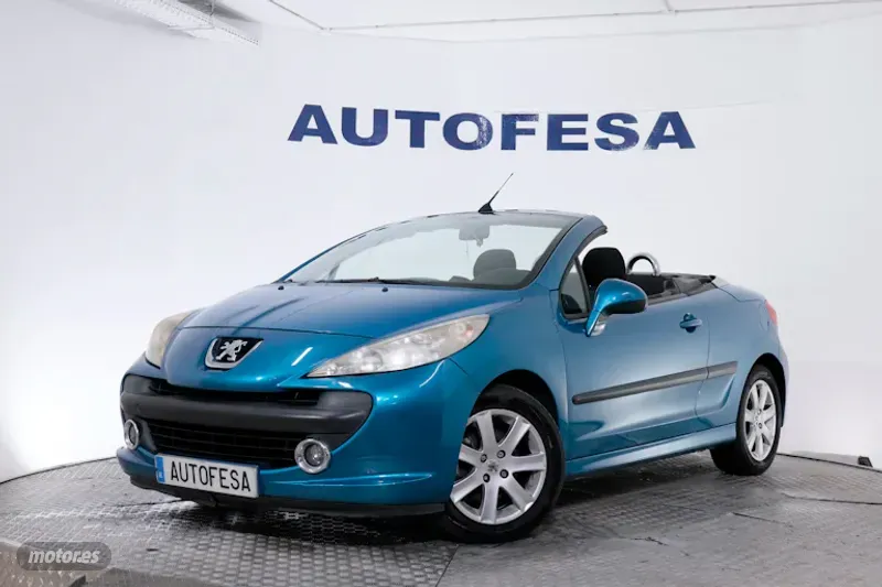 Peugeot 207 1.6 CABRIO COUPE 120CV 2P de 2007 con 147.624 Km por 4.450 EUR. en Madrid