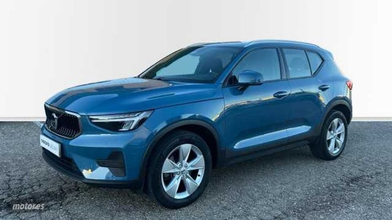 Volvo XC40 2.0 B3 CORE AUTO 163 5P de 2025 con 27.563 Km por 34.500 EUR. en Cordoba