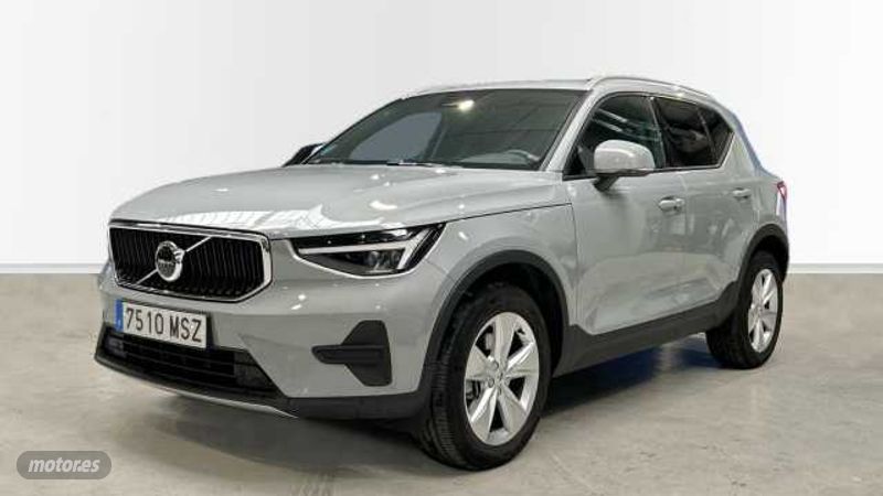 Volvo XC40 XC40 Core, B3 Mild Hybrid, Gasolina de 2024 con 18.000 Km por 36.900 EUR. en Madrid
